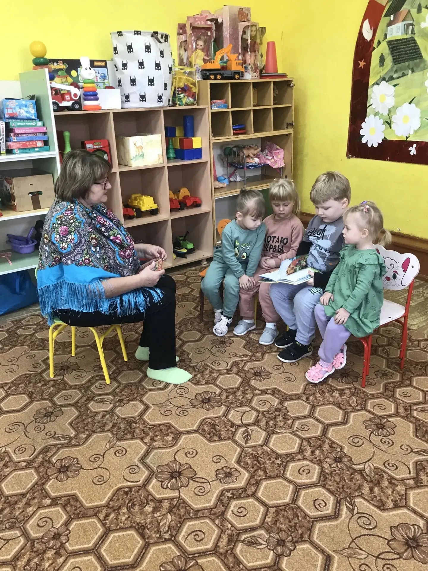 В дошкольной группе прошли громкие чтения «Мудрость сказок народов России»