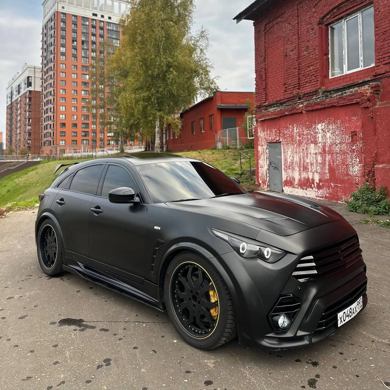Infiniti FX50s