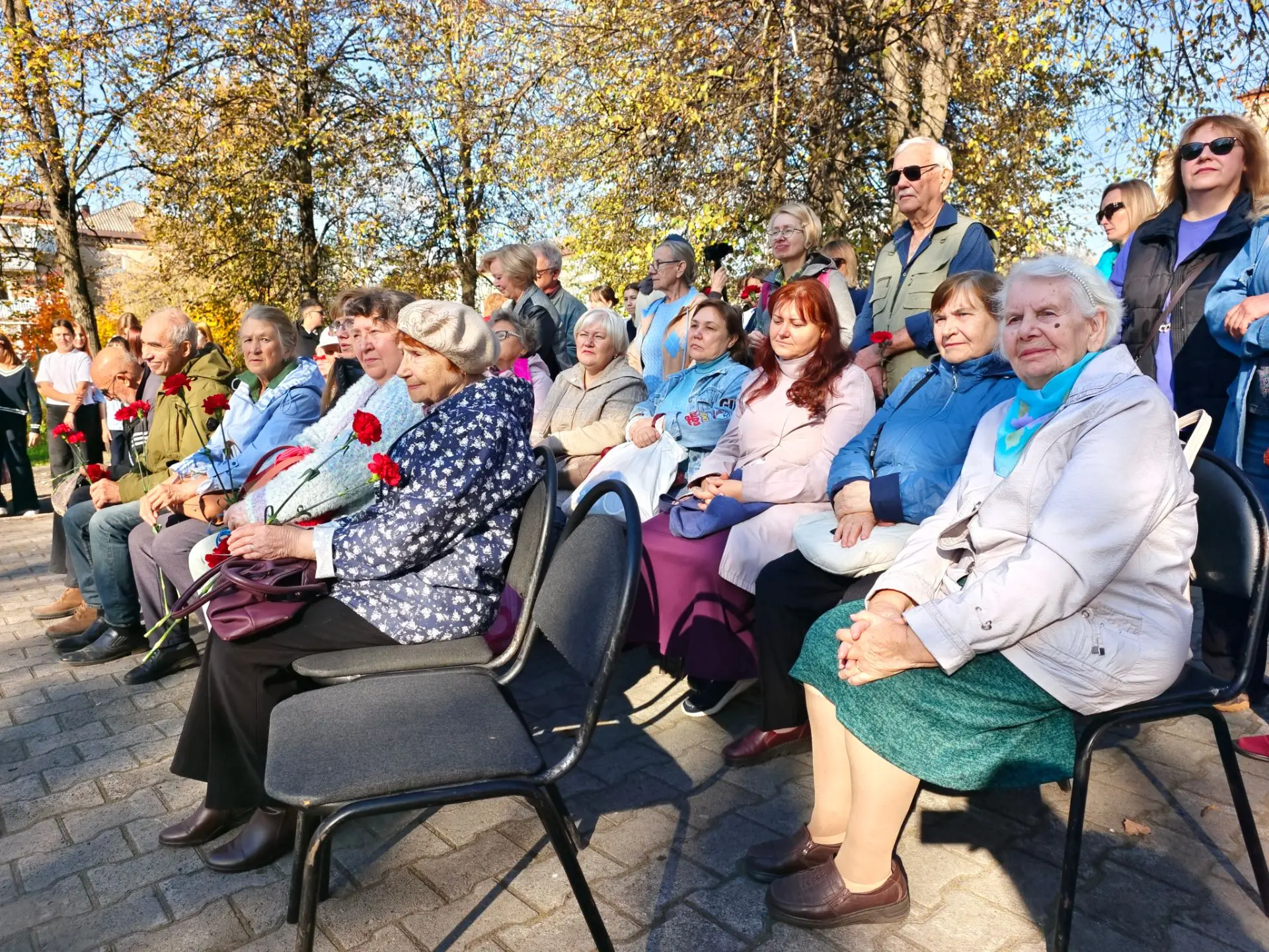 🖊 🍂 «Я осень читаю, как повесть, заранее зная конец...»