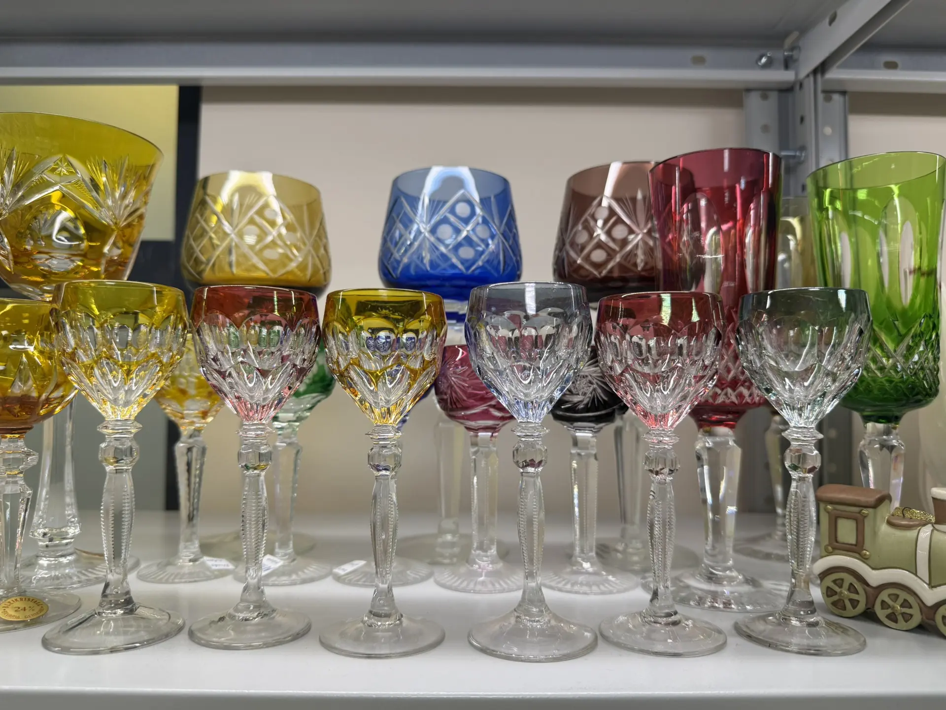 🍸Хрустальные рюмочки красивейших оттенков Elisabethhütte, выполненные в технике «Cut-t...