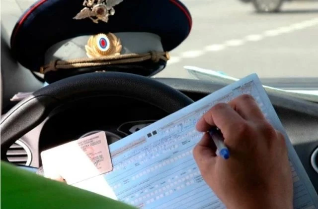 🚔Сотрудники ГАИ получат право лишать водителей прав с 2027 года