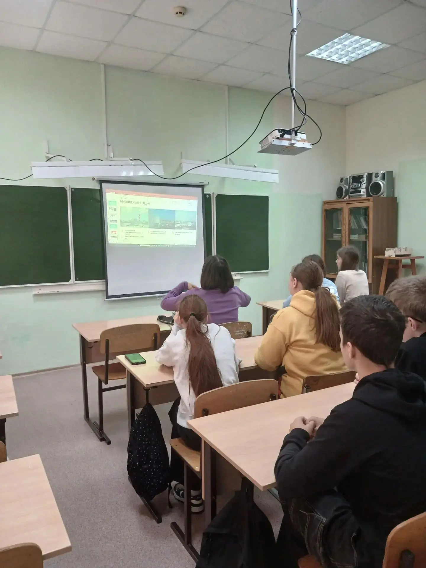 Профориентация в Арбажской школе: энергия будущего начинается здесь! ⚡🎓
