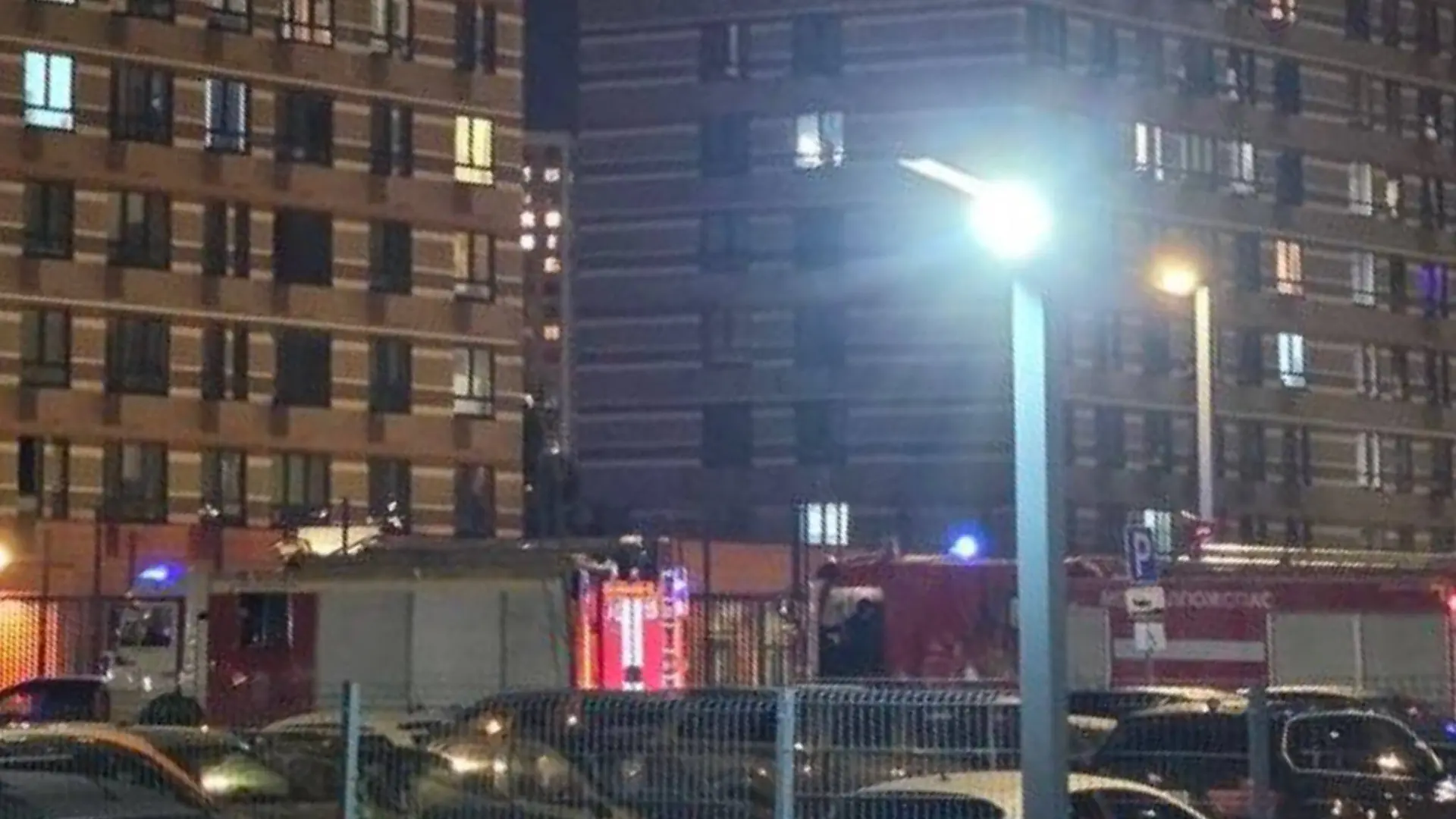 🚒 В ЖК «Одинцово-1» сегодня ночью съехались пожарные и скорая