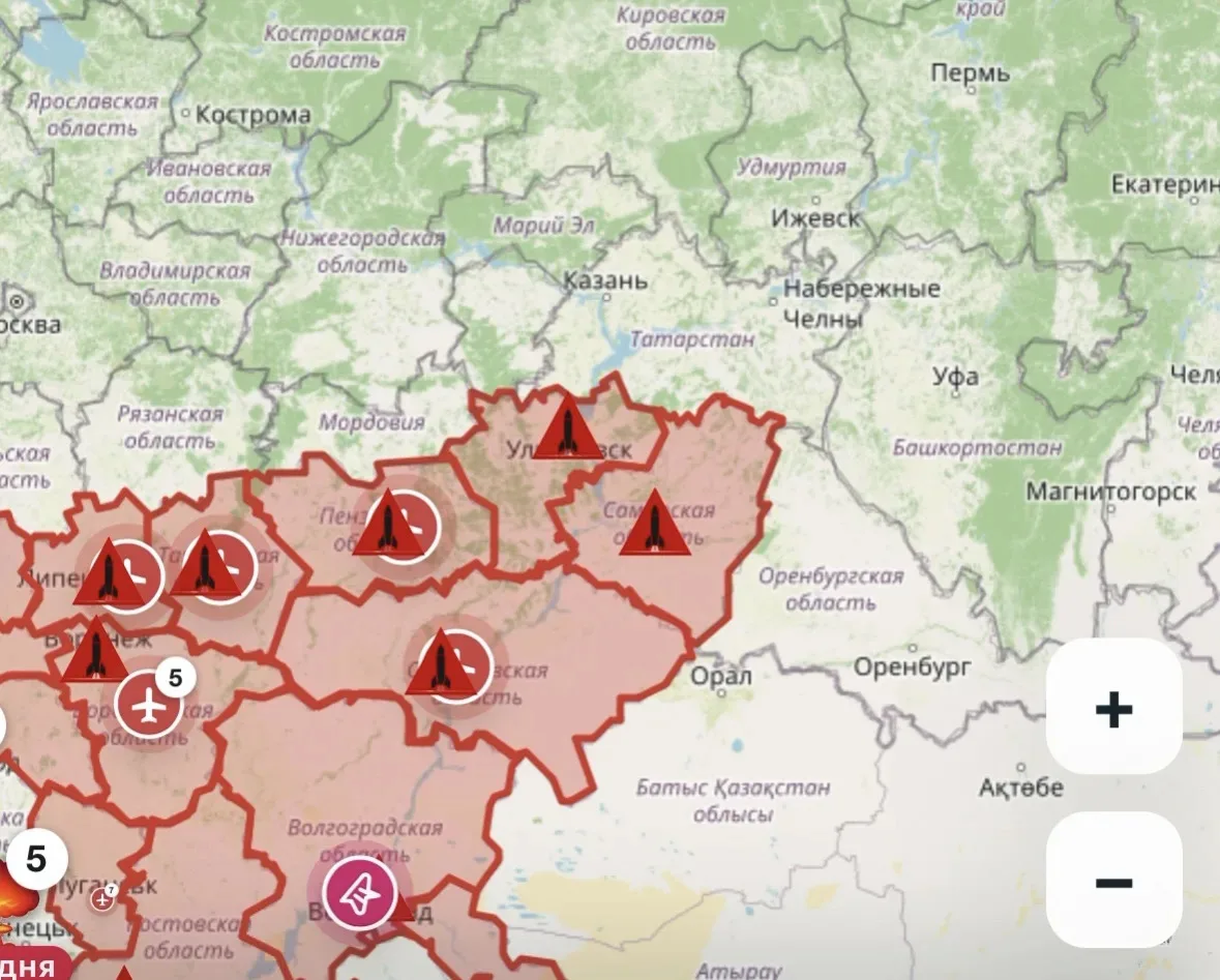 ❗Текущая обстановка по ракетной опасности в российских регионах.