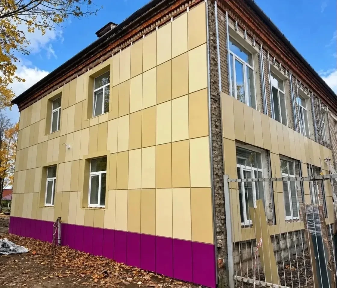 🛠️ Обновляют молодёжные центры в Гагарине и Вязьме
