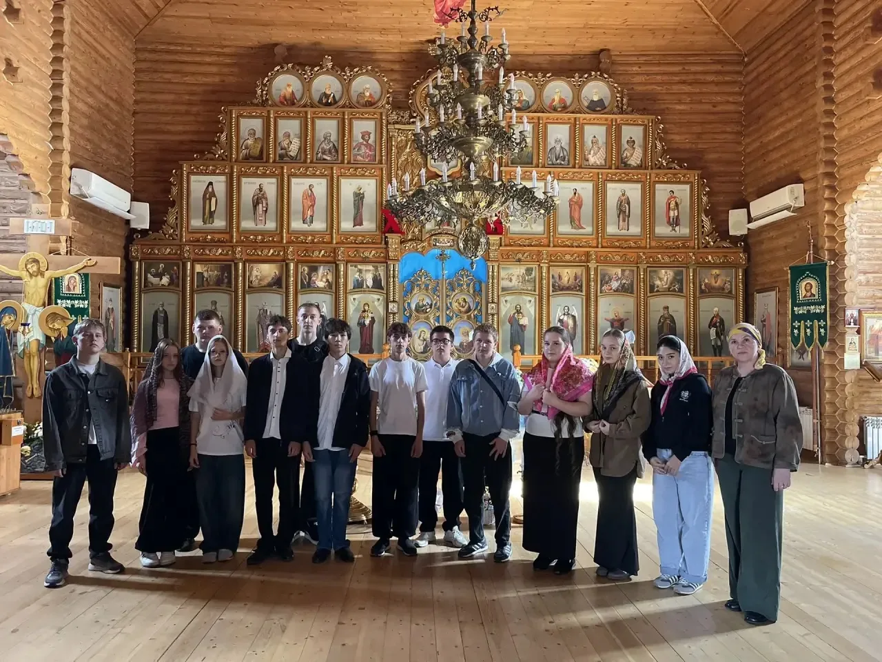 Студенты ГБПОУ КК «КТТиЖТ» посетили храм иконы Божией Матери «Спорительницы хлебов».