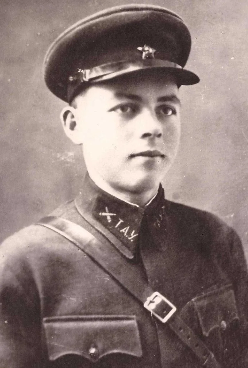 🕊️🎖️📜 15 октября 1926 года в станице Абинской родился Анатолий Фёдорович Гамза — вет...