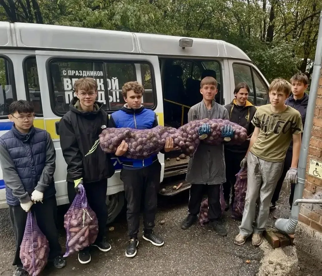 Продолжается акция по обеспечению горожан овощными наборами
