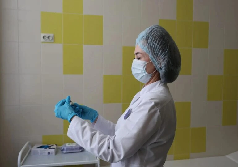 💉 Около 32 тыс. детей и 162 тыс. жителей привились от гриппа и ОРВИ в Самаре
