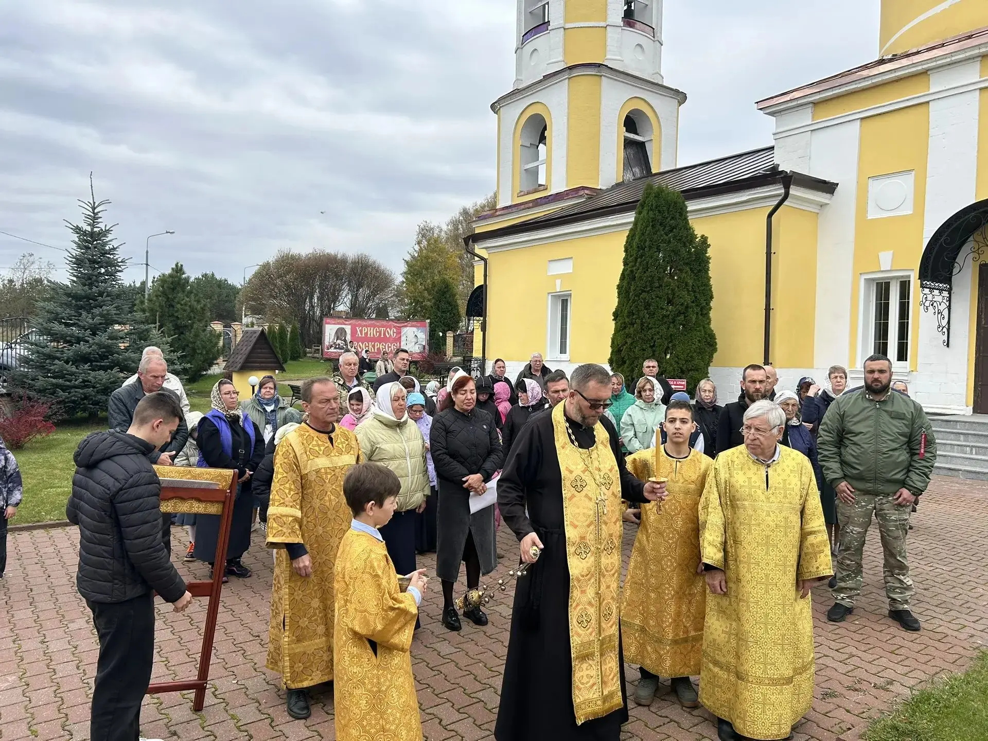 Молебен о Святой Руси и Воинстве.