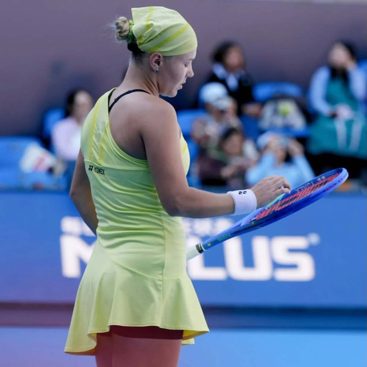 ⚡️Диана Шнайдер переиграла 7-ю ракетку мира Мухову 7-5, 6-3 в 1/8 финала тысячника в Ухани