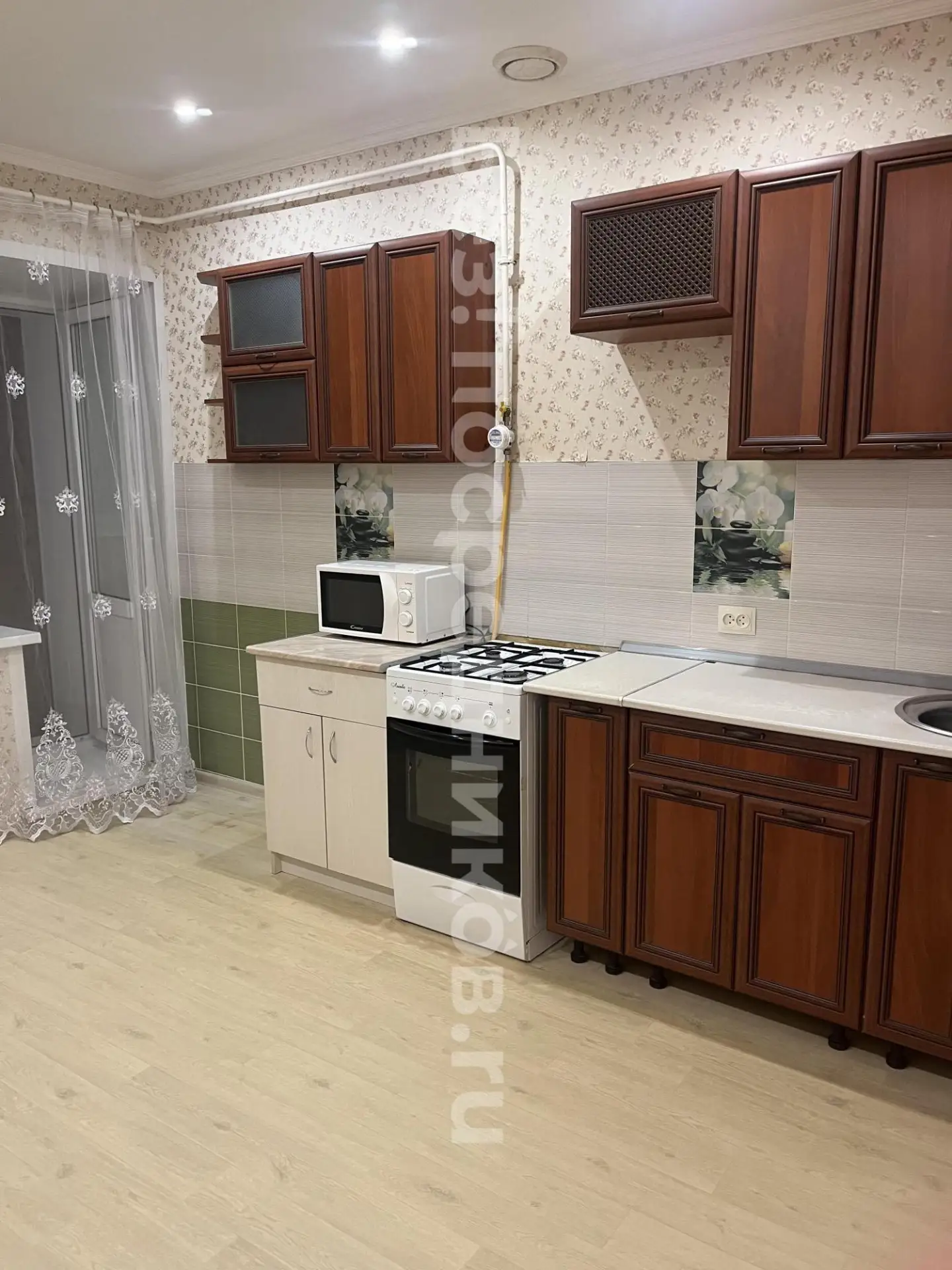 Сдам без посредников: 1-комнатная квартира, 37м²
