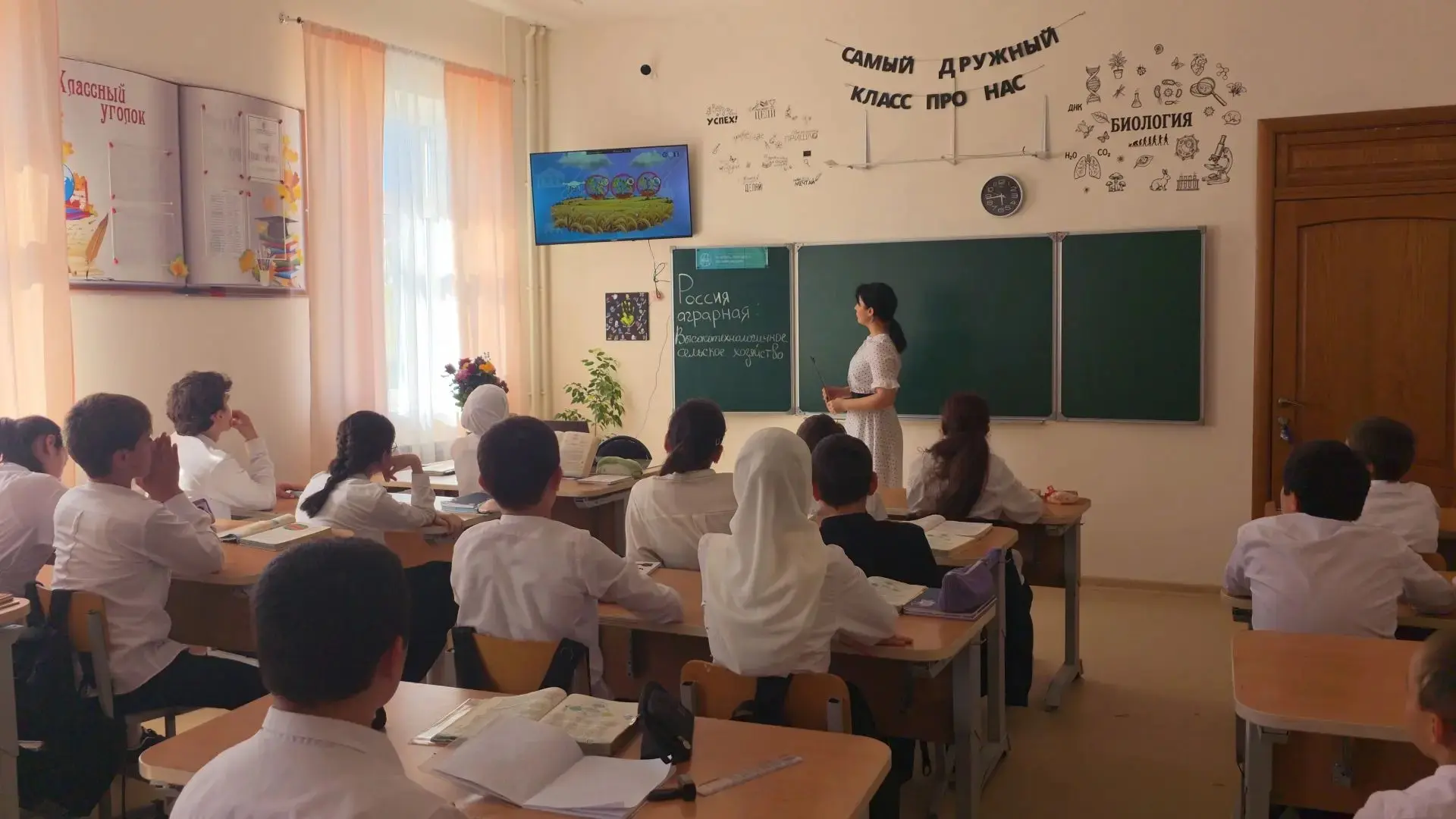 🌟 Каждый четверг в нашей школе проходят внеурочные занятия «Билет в будущее» в рамках ...