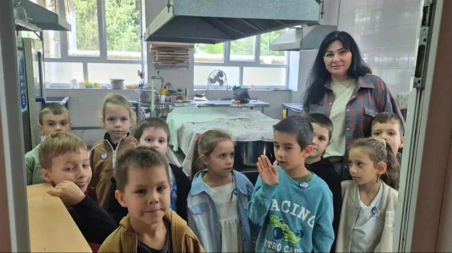 🎊 Экскурсия "Хорошо у нас в саду" 🏡