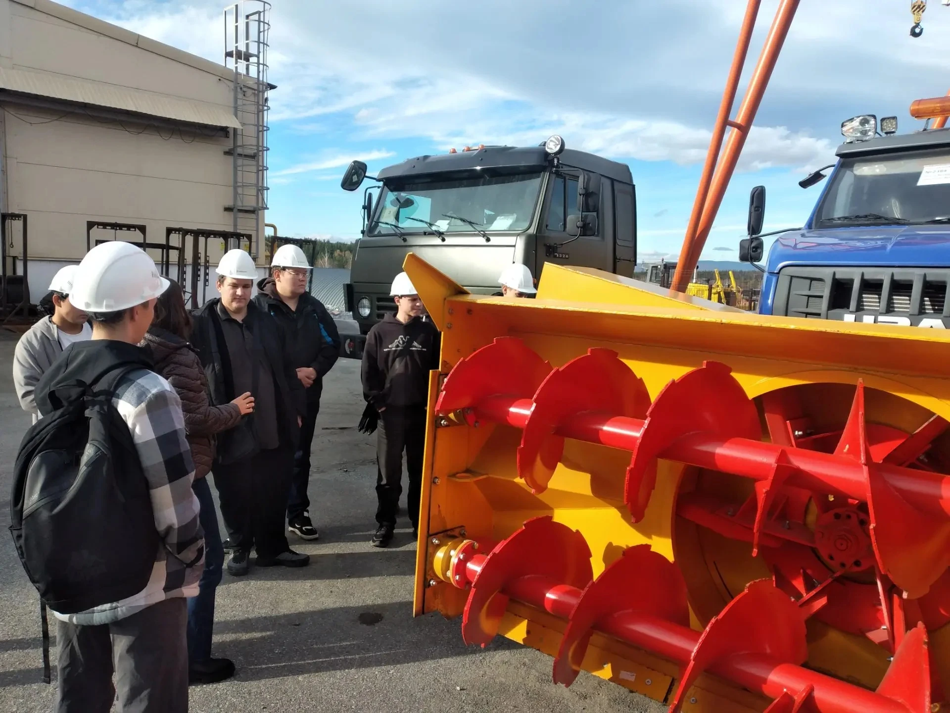 Будущие машиностроители познакомились с «Заводом СпецАгрегат»