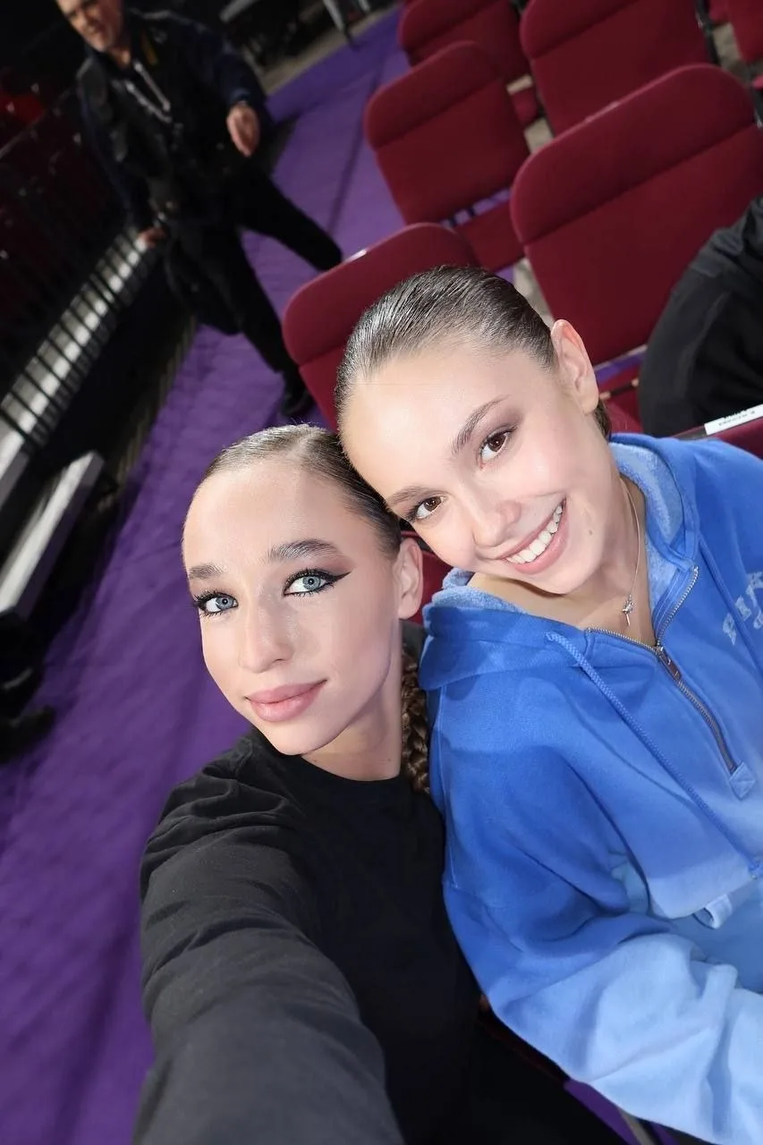 Прекрасные Владслава Шаронова и Алина Перфильева 😍