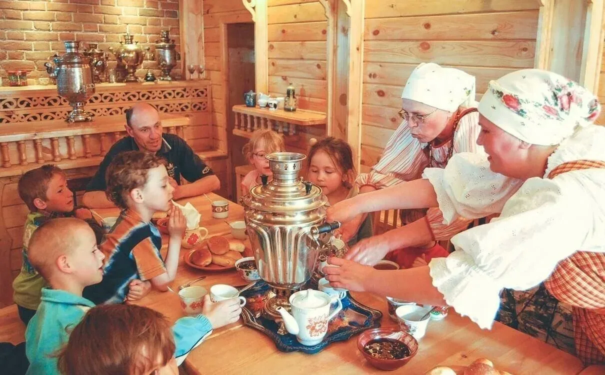 Как самовар хозяином дома стал ☕️