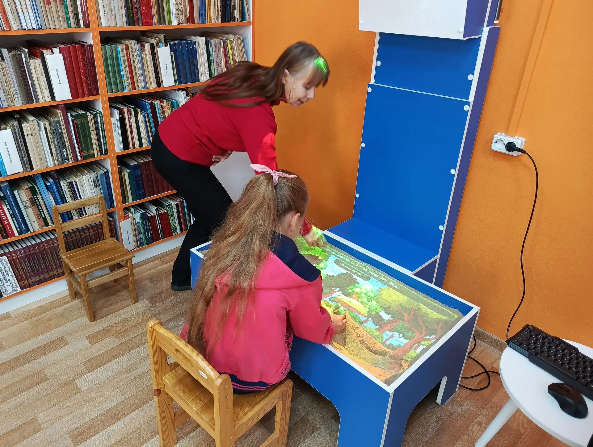 🐻 10 октября в центральной детской библиотеке состоялся час открытий «Животный мир Рос...