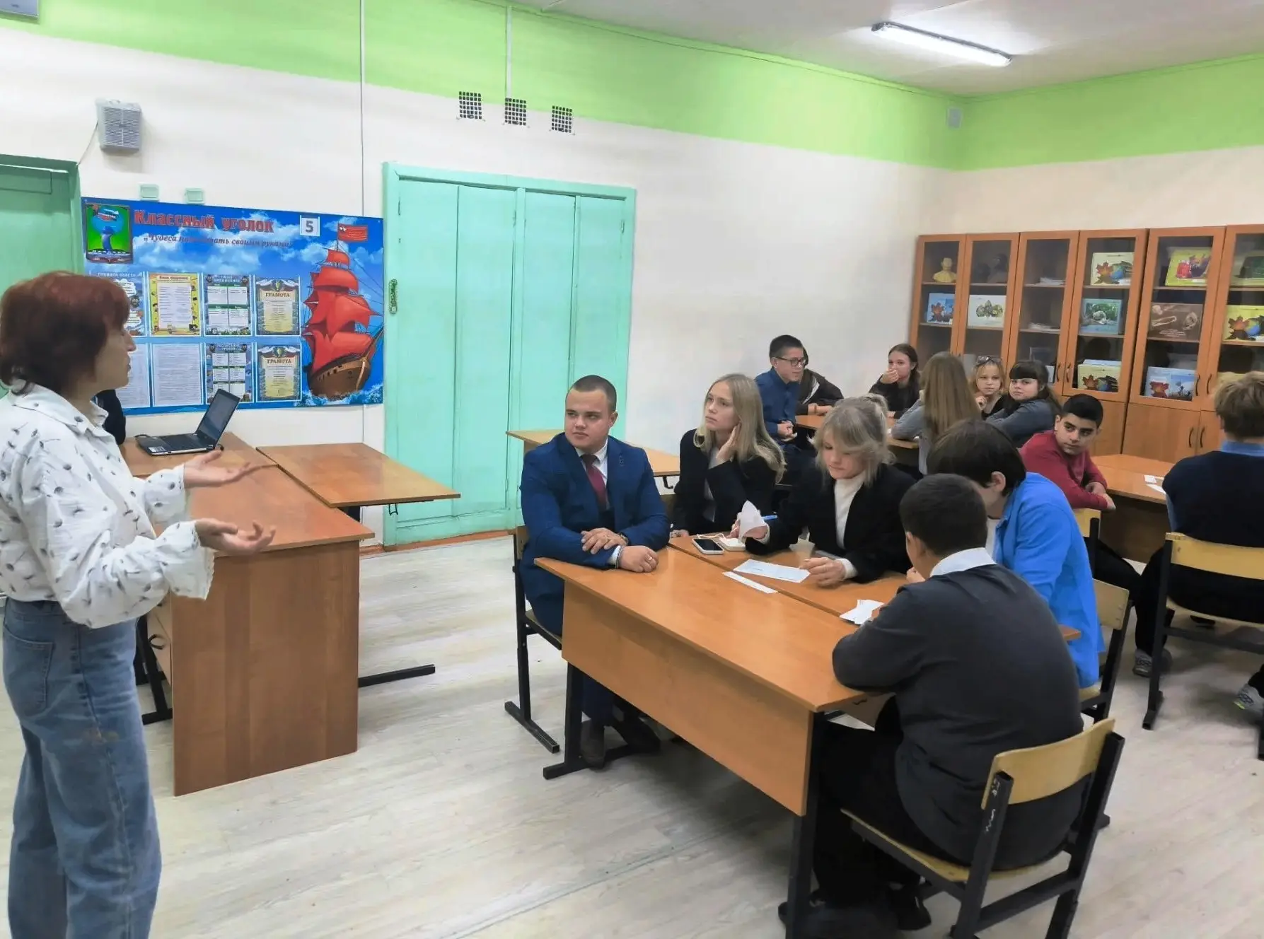 Библиотекари Щекинской межпоселенческой центральной библиотеки 14 октября провели для с...