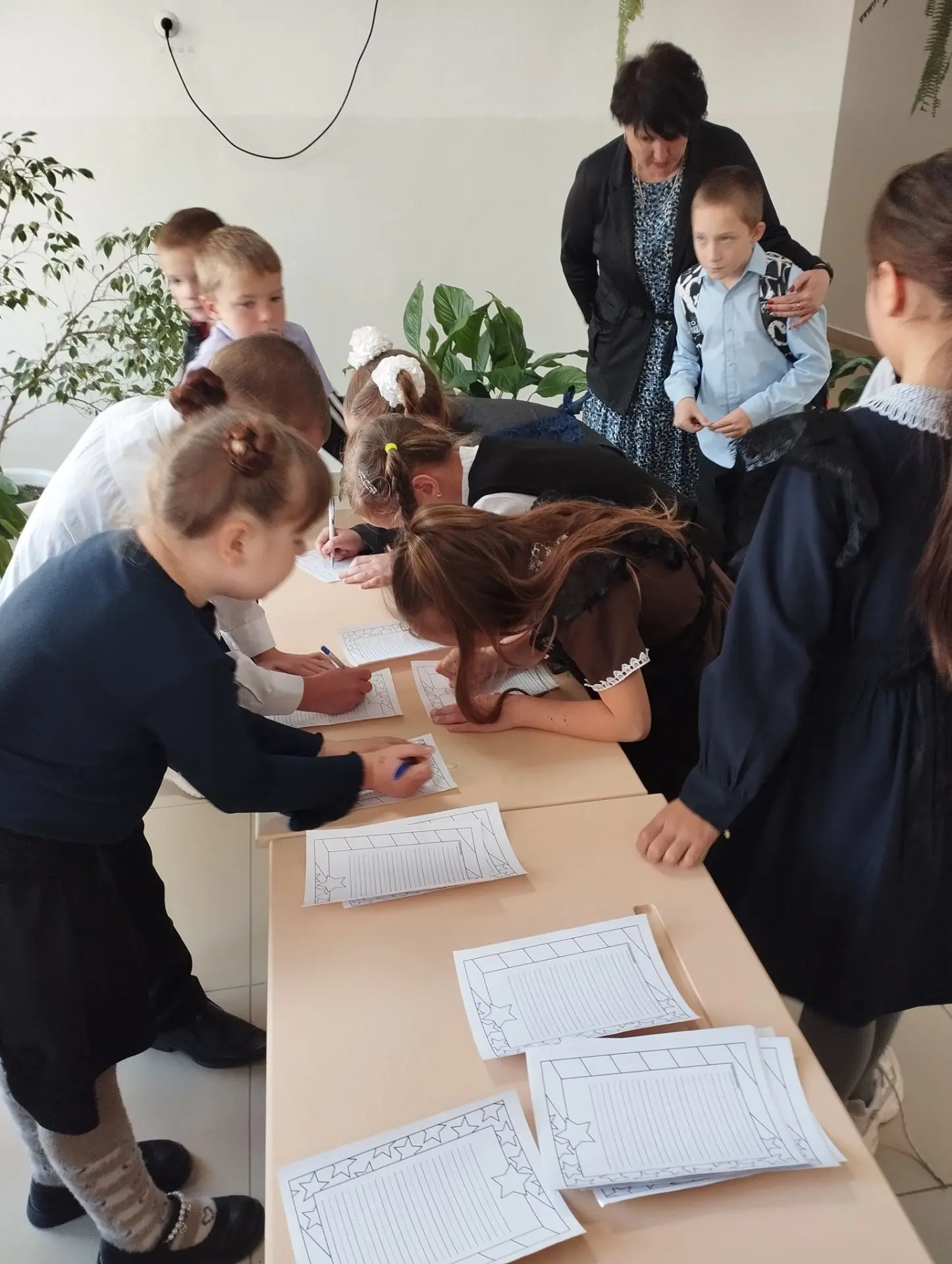 Тепло детских сердец: в нашей школе прошла акция «Письмо воину» ✉️❤️