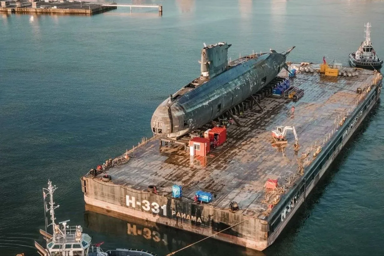 ВМС Нидерландов 12 октября списали дизель-электрическую подлодку «Валрус» (S802).