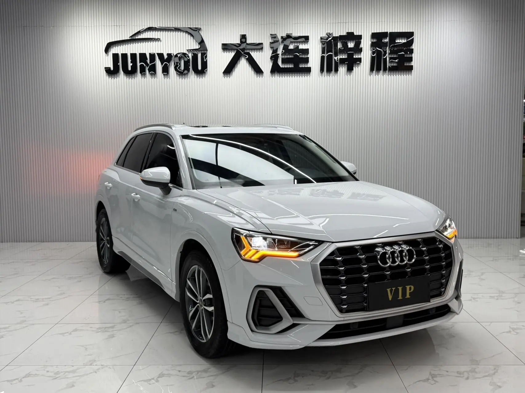 🚀 Audi Q3 2023 модельный год! Цена «под ключ» без сюрпризов.