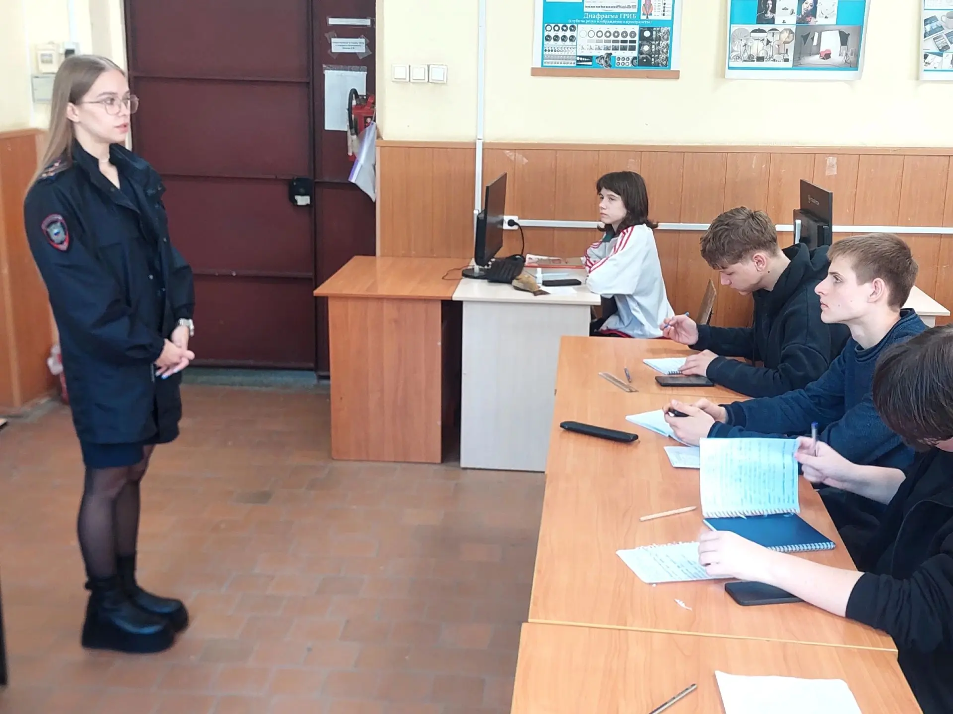 Студенты СПО узнали, как не стать жертвой мошенников