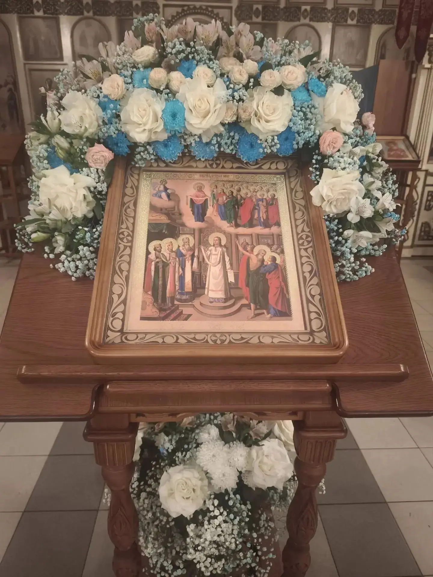 🕊️ С праздником Покрова Пресвятой Богородицы!