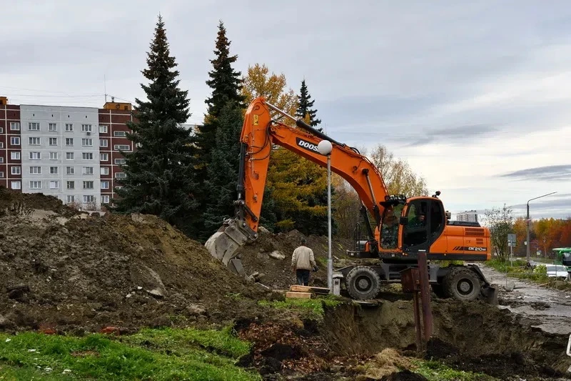 В Озерске приступили к масштабной замене коллектора на проспекте К. Маркса