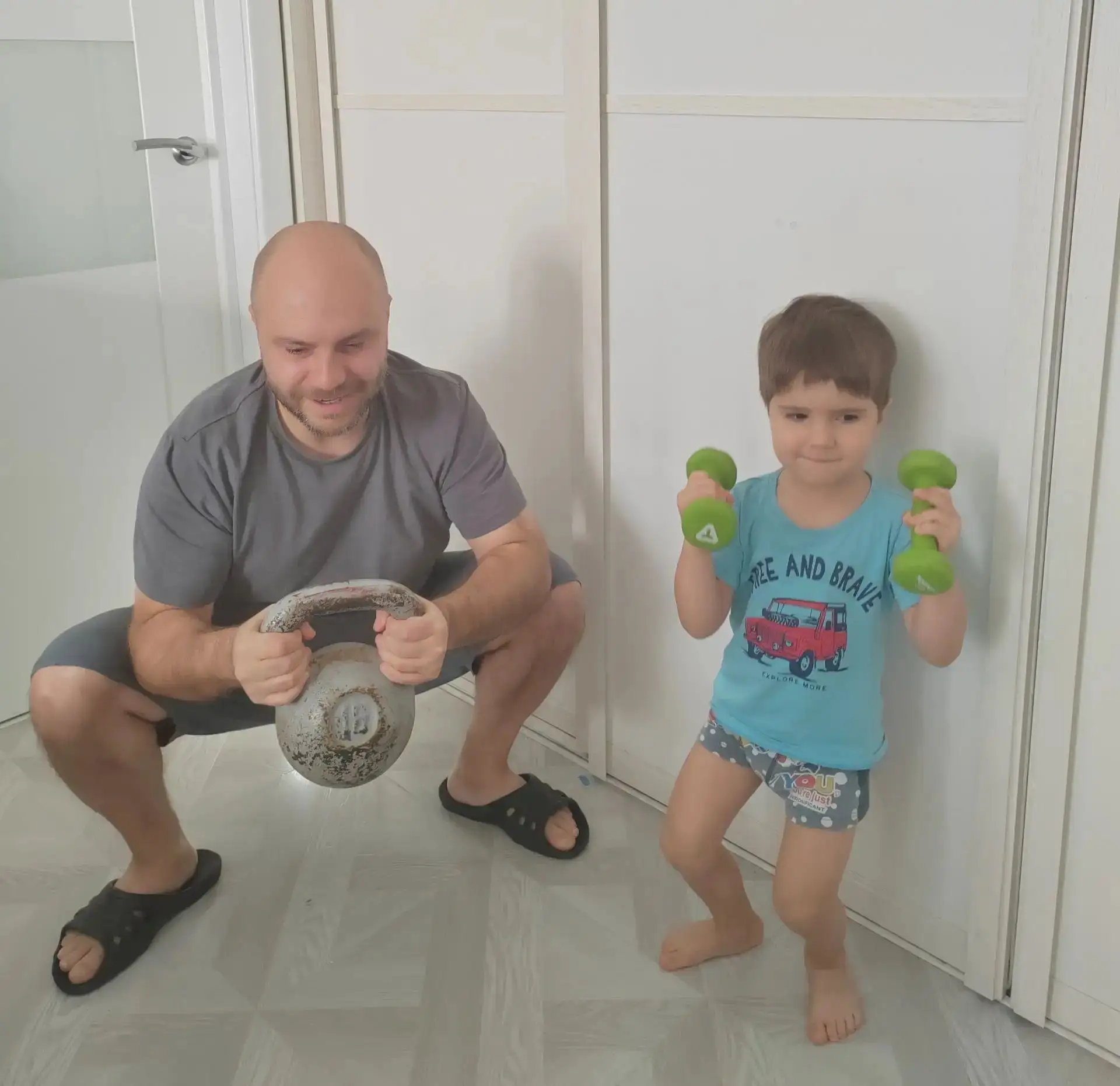 «Мама, папа, я — спортивная семья» 👶👩‍🦰👱‍♂️