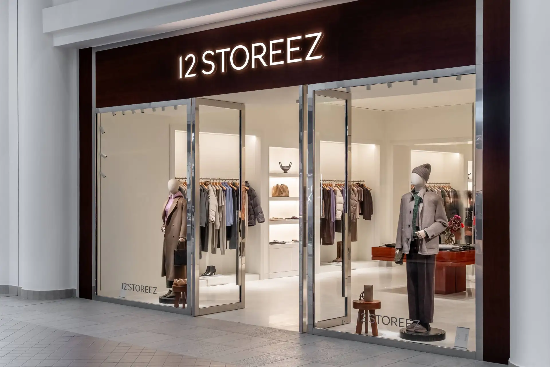Первый магазин 12 STOREEZ в Калининграде