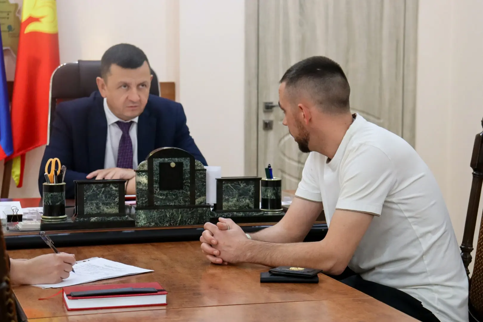 📅Провел личный приём граждан муниципалитета. Такие встречи - важная и неотъемлемая час...