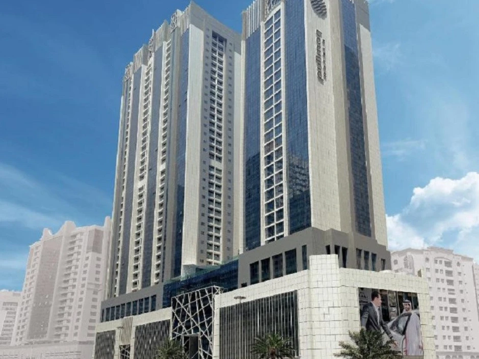 PULLMAN HOTEL SHARJAH это стильный городской отель в Шардже в 300 м от моря и в 900 м о...