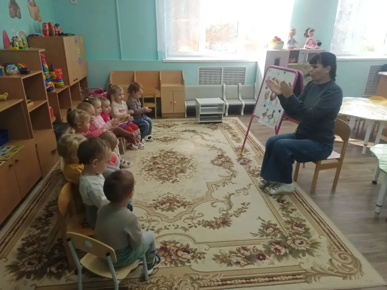 Интересная  теме недели "Домашние птицы и их детёныши"  оказалась для наших малышей. Он...