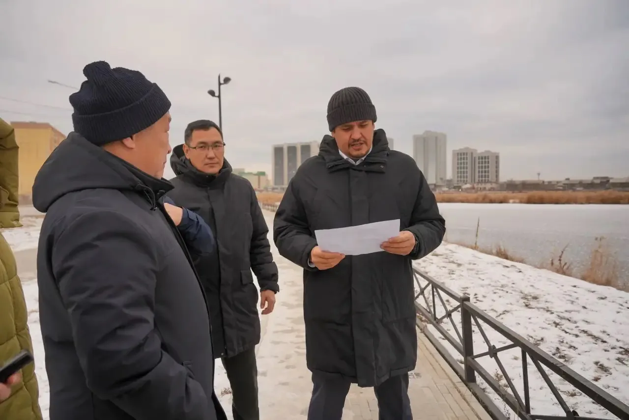 В Якутске стартовал масштабный покос камыша.