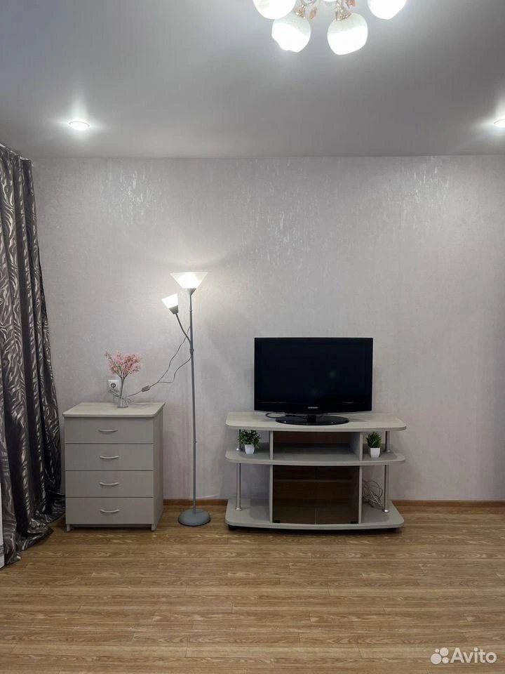 Сдам без посредников: 2-комнатная квартира, 52м²