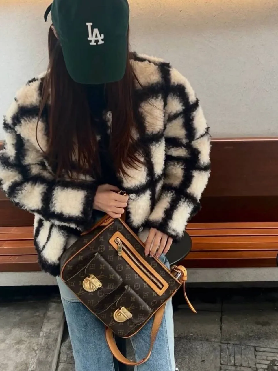 LOUIS VUITTON