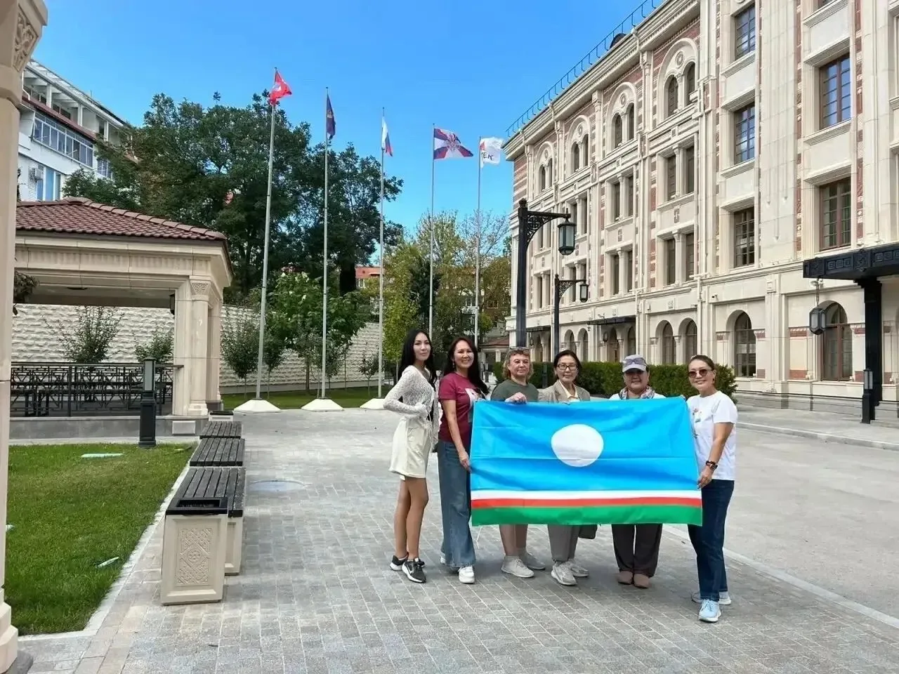 🌊🎓Управленческие команды школ Якутии прошли обучение в «Артеке»
