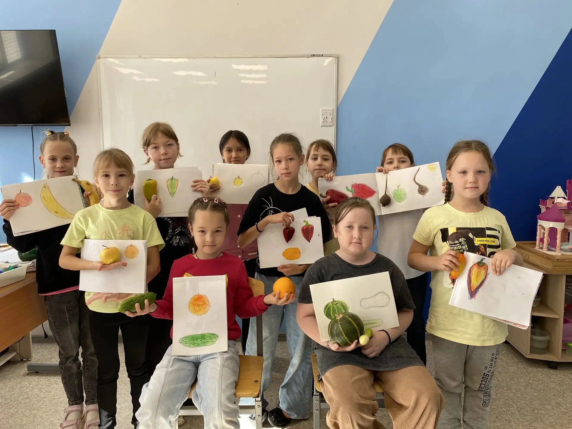🍎🍂 Рисуем осенние дары #в_Истоке!