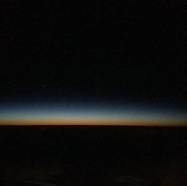 Где то между небом и землей...🌍