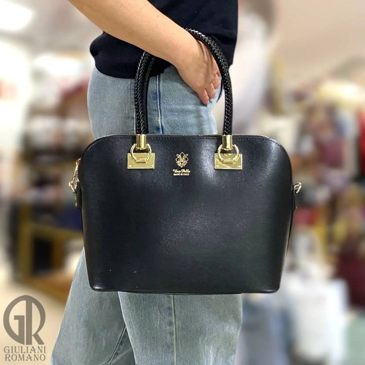 🖤 Изысканная каркасная сумка-купол (Dome bag) — великолепный образец утонченного европ...