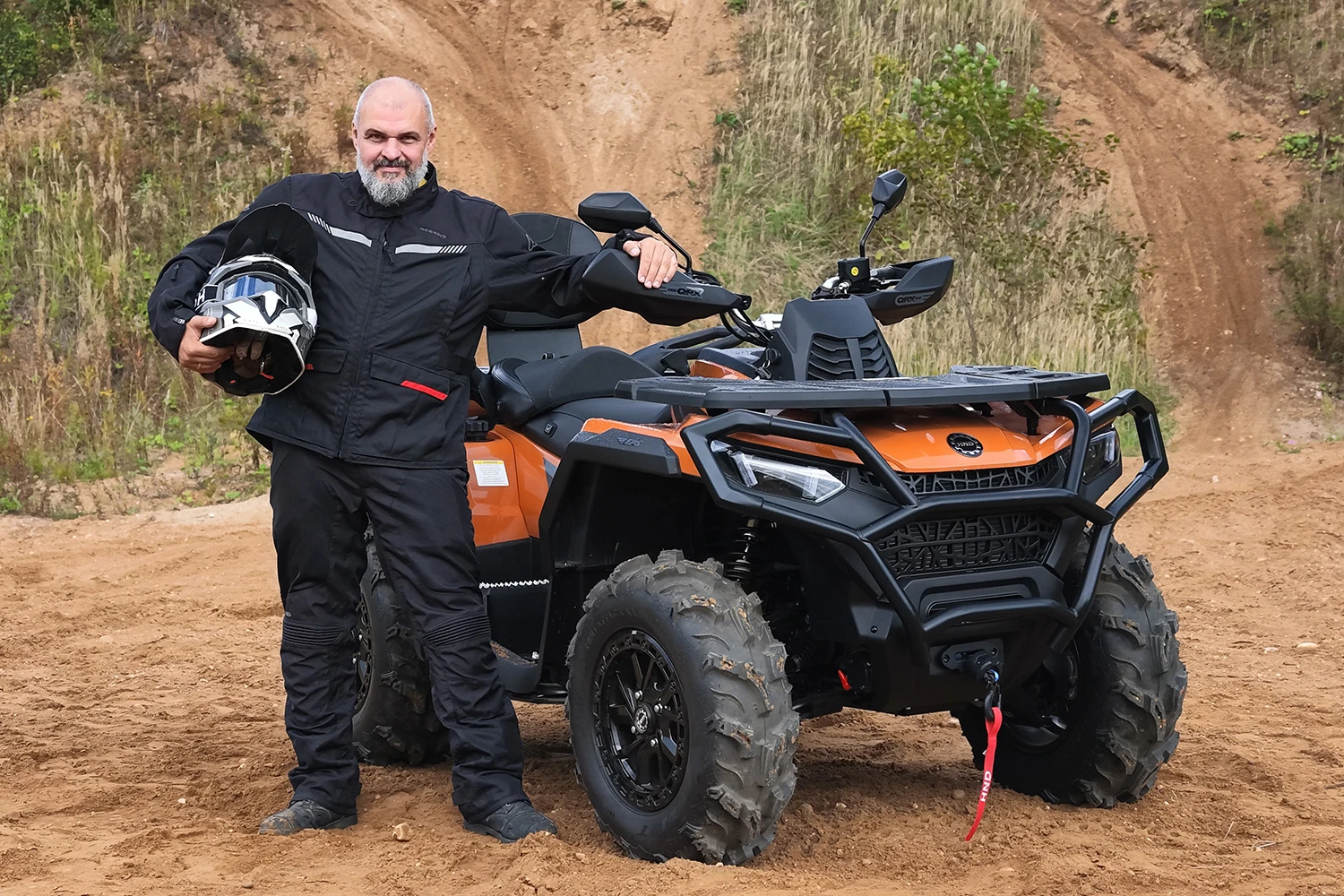 Литровый двигатель V-Twin, вариатор, передняя подвеска на двойных поперечных рычагах, п...