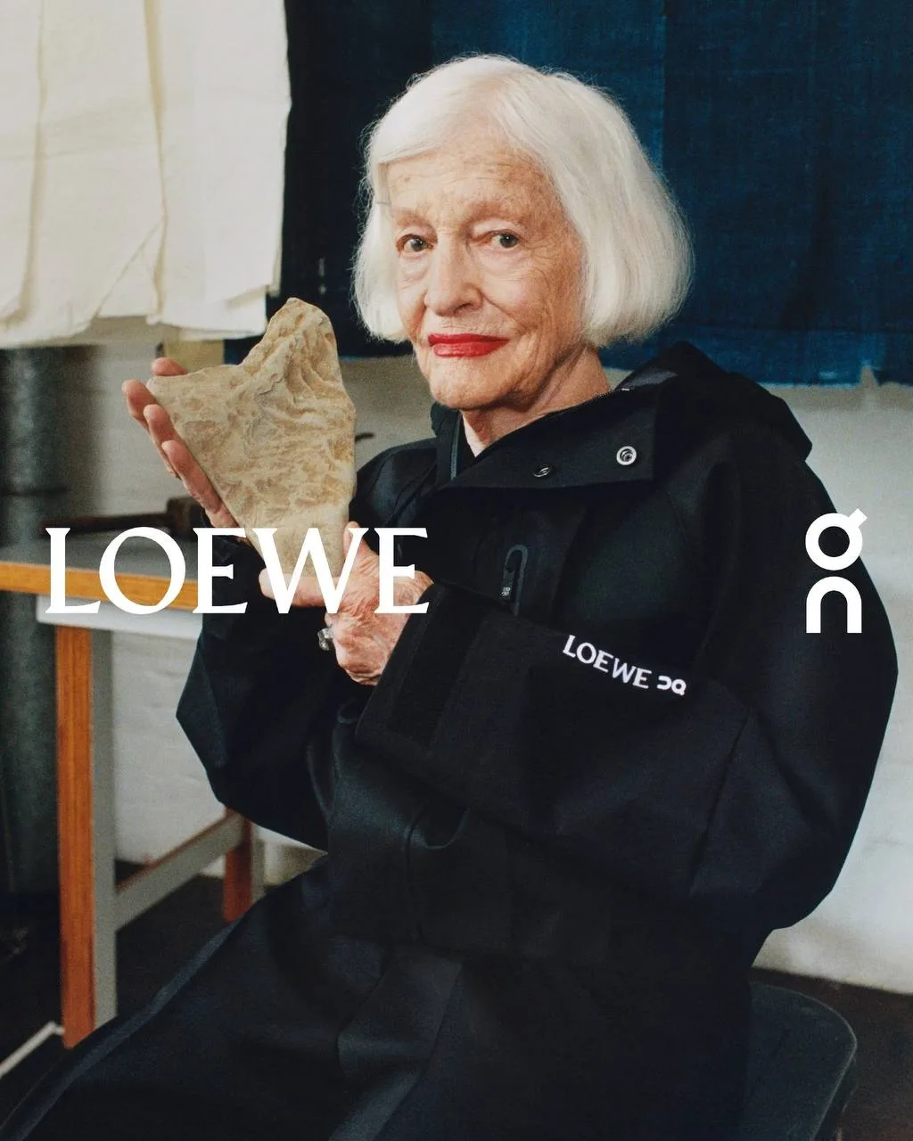 Какая крутая коллаборация вышла у LOEWE и швейцарского бренда спортивной одежды On. Гер...
