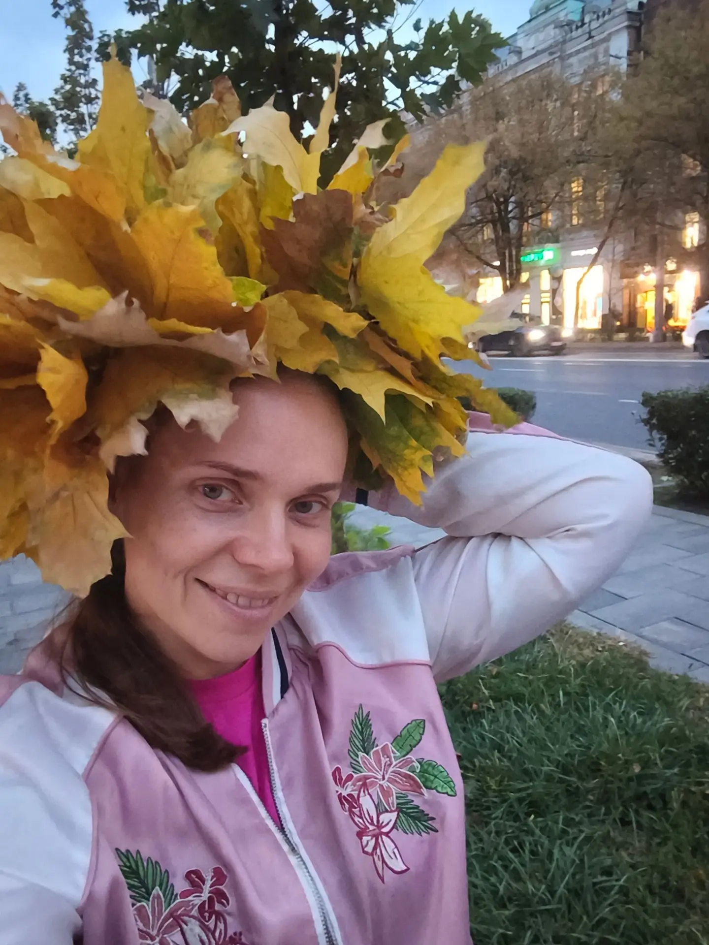 Мы гуляли и нас застал дождь зашли поужинать рыбные котлеты с по бы кабачком,ну как тут...