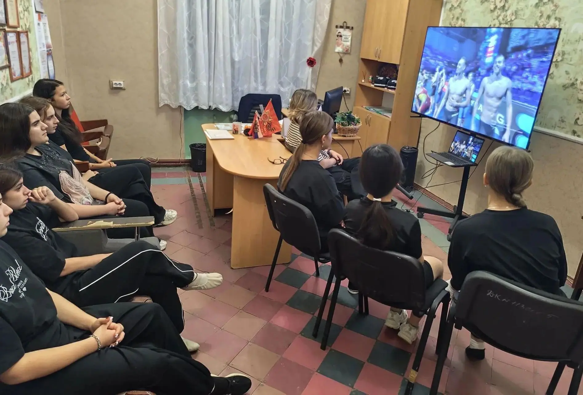08 октября в МБУ «Новосветский ДК для участников студии современной хореографии состоял...