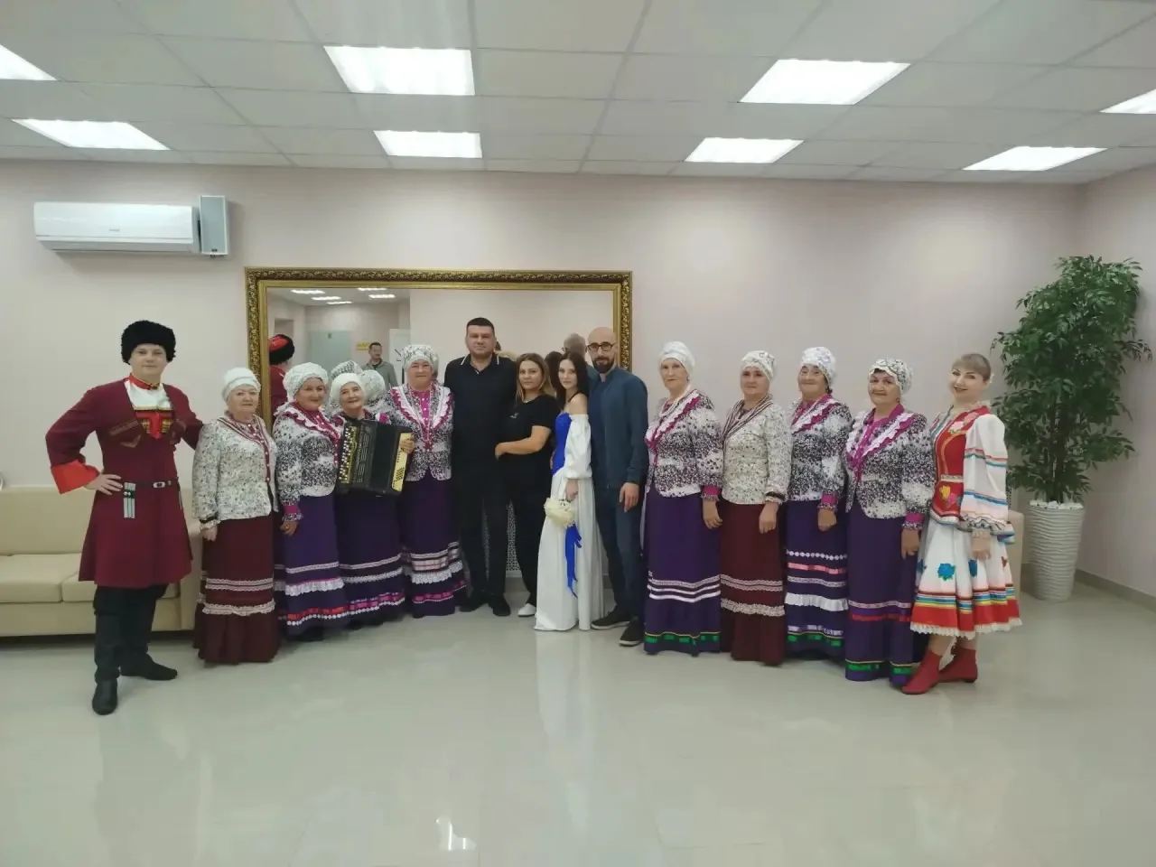 «Покровский хоровод»: как это было в ЗАГСе!