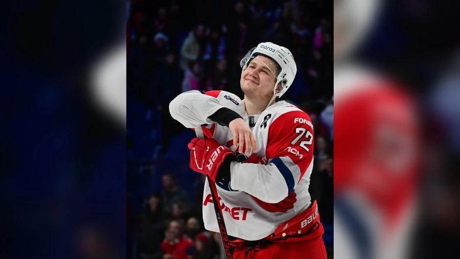 🎉🏒 Ярославский нападающий Максим Берёзкин отмечает юбилей