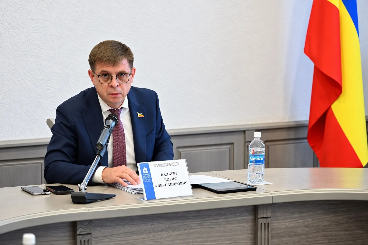 🚗 В Новочеркасске снова разрешат покупать бензин в канистры