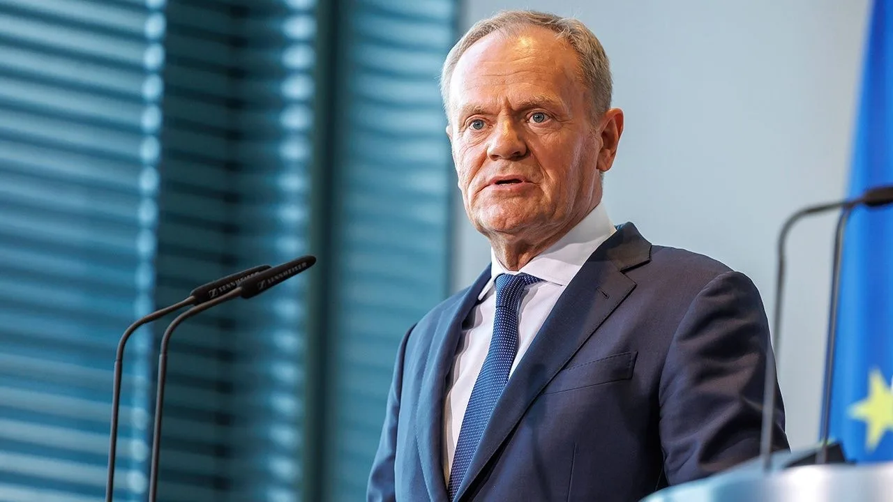 🇵🇱Дональд Туск и Владислав Косиняк-Камыш получили угрозы по электронным каналам. В ни...