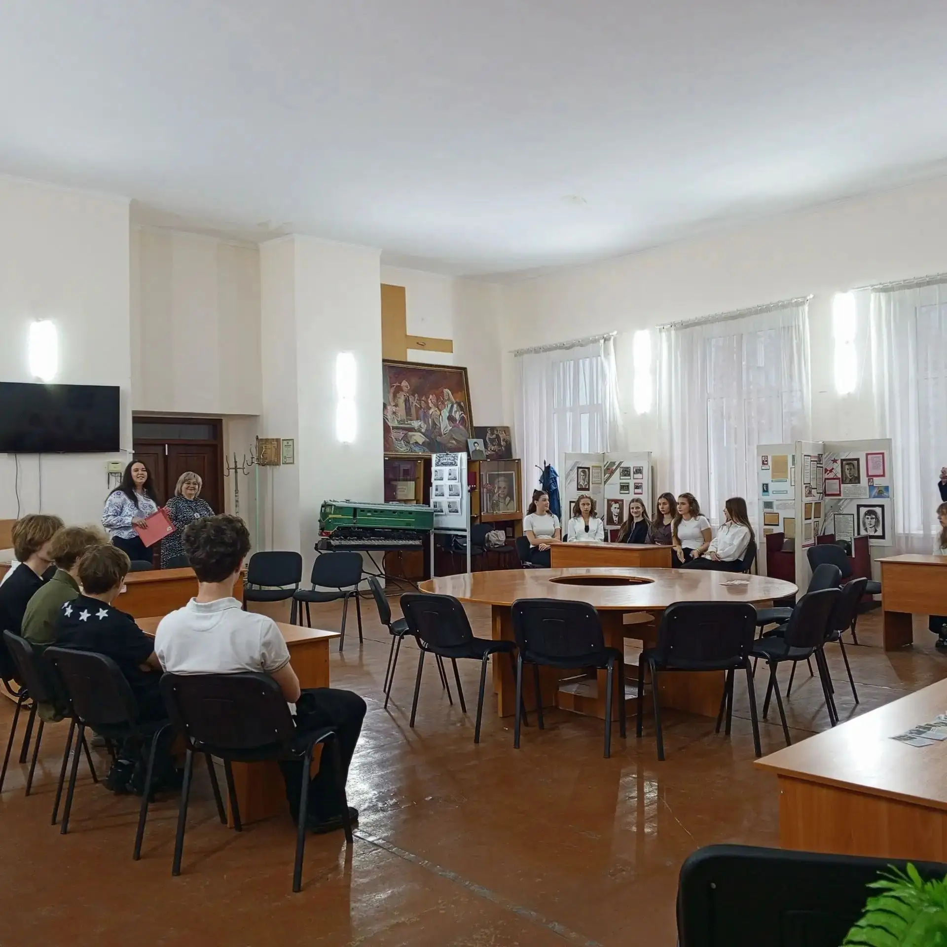 🎯 В рамках Года единства народов России и межведомственного взаимодействия с ГБОУ ДО Л...